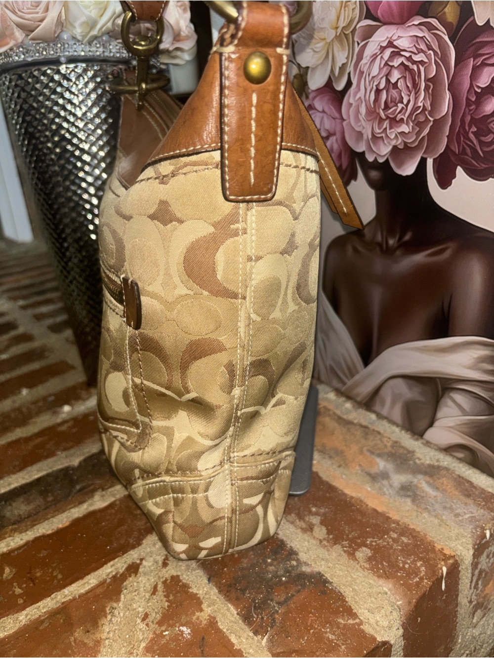 Coach Signature Boho bag Beige and Brown 2006 - Picture 7 of 9